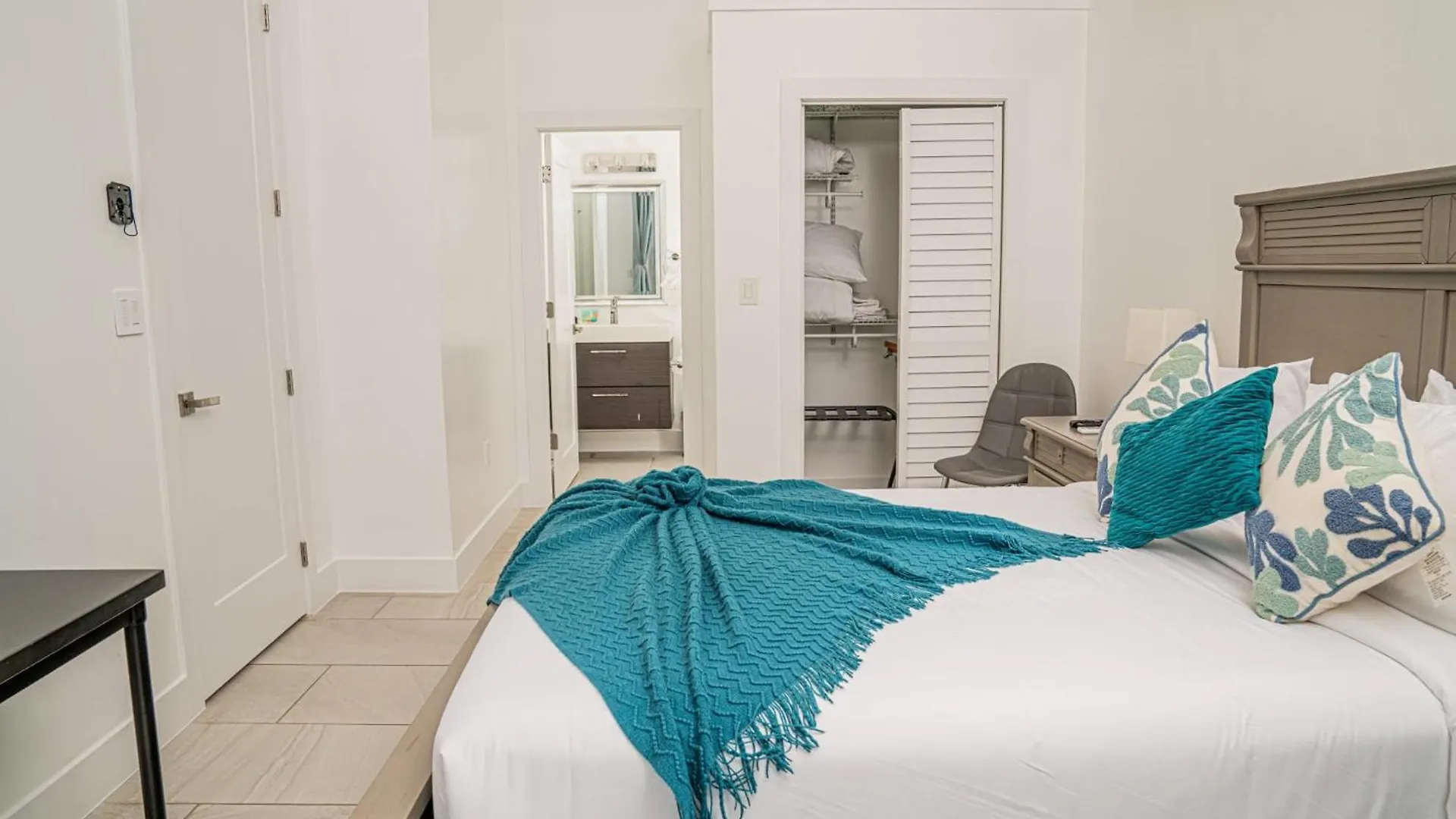 Villas With Private Pool 5 Min To Grace Bay Beach Long Bay